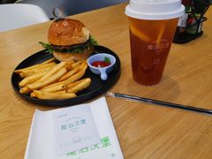 -龙治汉堡(中华城店)