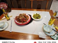 -乡土黄·鲜牛肉火锅·小龙虾(兴业街店)