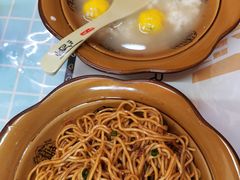 -肇兴特色牛肉粉