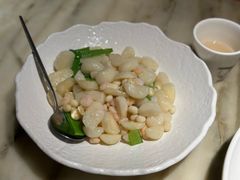 湖中三白-吴越荣记苏州菜·松鼠桂鱼 100% 活鱼现做(月光码头店)