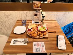 -必胜客(骡马市店)