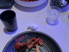 -红盔侠小龙虾(海宁银泰店)
