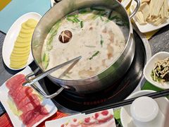 -四季喧黔味豆米火锅(万达广场店)