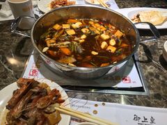 -御上皇三汁焖锅(薛城万达广场店)