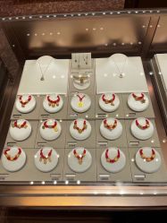 -周大福 CHOW TAI FOOK(新世界百货崇文店)