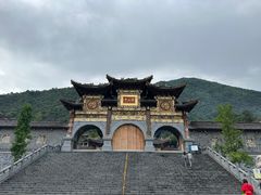 -冕宁灵山寺