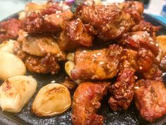 -海派美食·家宴海鲜青岛菜·石锅鲽鱼头(东方城店)