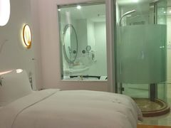 -广州花之恋城堡酒店