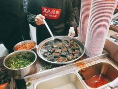 -黑色经典臭豆腐·湖南特产(步行街店)