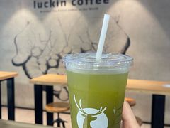 -瑞幸咖啡(大都会东方广场店)