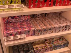 -泡泡玛特POPMART(蓝色港湾店)