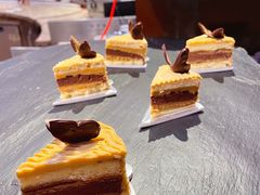 -咖啡苑自助餐厅·中国大饭店