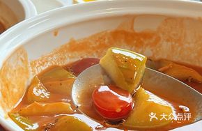 Black Rice Tomato Apple and Loofah Stew