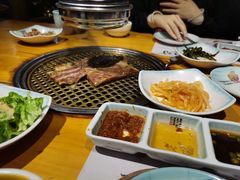 -唯成•韩国炭火烤肉 유성고기