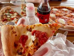 -城市大道红炉披萨烘焙坊