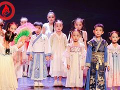 -西安小天鹅艺术团(曲江Alice店)