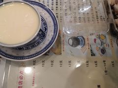 -广信牛奶甜品世家(台东店)