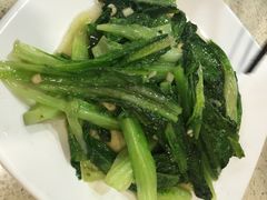 蒜蓉炒麦菜-肥妹烧腊店(洪湖店)