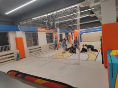 -悦动体能篮球羽毛球网球(三里河店)