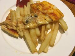 -Geneva日内瓦餐厅(西郊宝成花苑店)