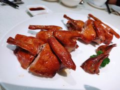 脆皮烧乳鸽-御宝轩(益丰·外滩源店)