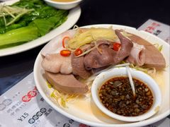 白灼猪杂-禄粥·广府味·煲仔粥·宵夜·明档现做(江南西店)