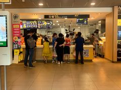 -麦当劳(杭州西湖银泰百货店)