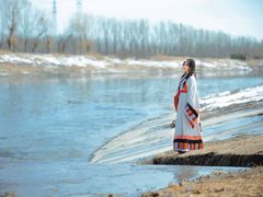 -九月鹰飞汉服摄影工作室