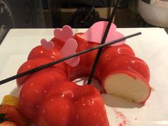 -荣誉国际酒店-云顶旋转餐厅