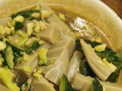 -洞庭洲·防空洞火锅·烧烤·铜锅涮肉(新百广场店)