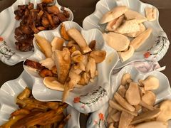 -野菌皇海景野生菌火锅(滨海大道店)
