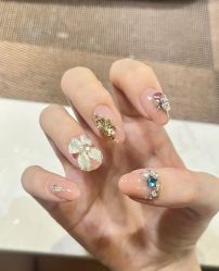 -屿晴·科技美肤SPA美甲美睫