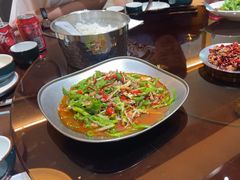 -三叔特色自贡菜(中海国际店)