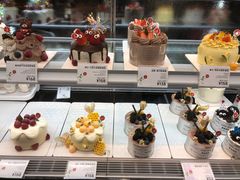 -花花卷卷·鲜食蛋糕(静安久光百货店)