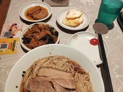 -松鹤面馆·古法焖肉面(观前店)