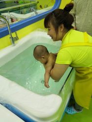 -鱼乐贝贝婴幼儿游泳中心(梅江印象城店)