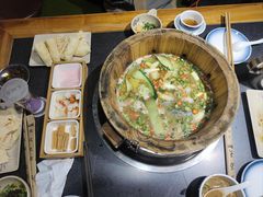 -秋语木桶鱼.酸菜鱼(开发区火车站店)