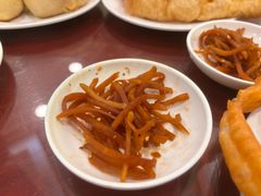 -聚德华天护国寺小吃(甜水园店)