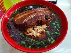-小龙大肉面馆