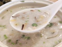 -景月阁空中食府(希尔顿酒店)