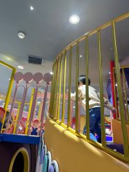 -Qmiss家庭娱乐中心(恒隆广场店)