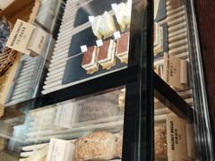 面包甜点陈列柜-花马天堂云南餐厅 Lost Heaven(高邮路店)