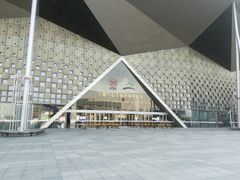 -东浩兰生上海世博展览馆