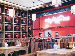 大堂-先启半步颠小酒馆(白麓里店)