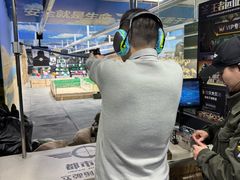 -都市枪神实弹射击俱乐部