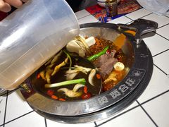 -贤合庄卤味火锅(顺城店)