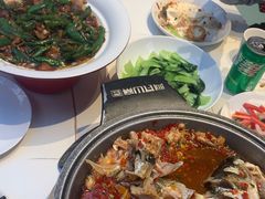 -阿瓦山寨·湘菜现炒·剁椒鱼头王(咸阳总店)