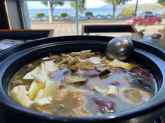 -野菌皇海景野生菌火锅(滨海大道店)