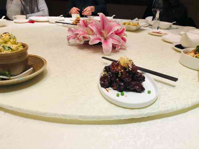 锦庐中餐厅(茂名南路店)-"金秋时节,要为冬天多储备一些脂肪,hoh.