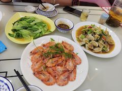 -覃记海鲜美食餐厅